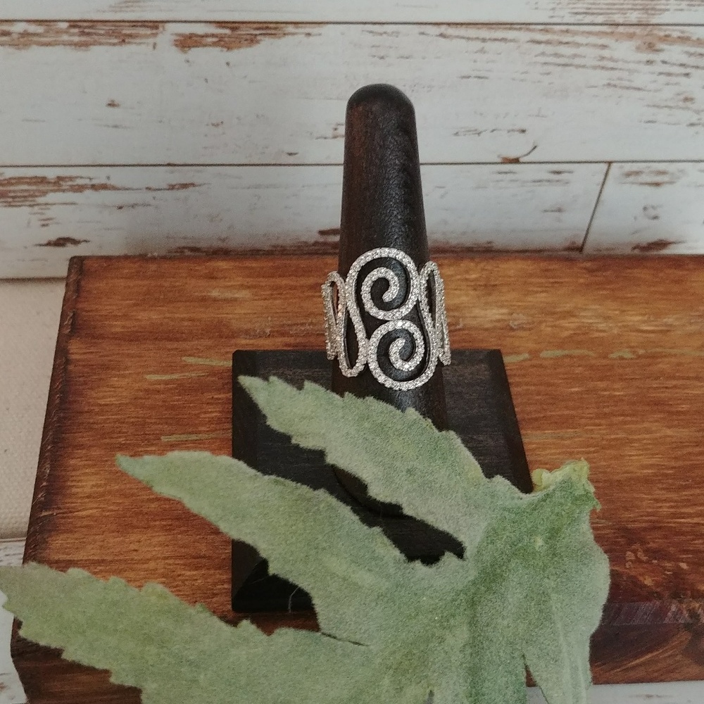 Sparkling Sterling Ribbon Ring - Picture 7 of 8